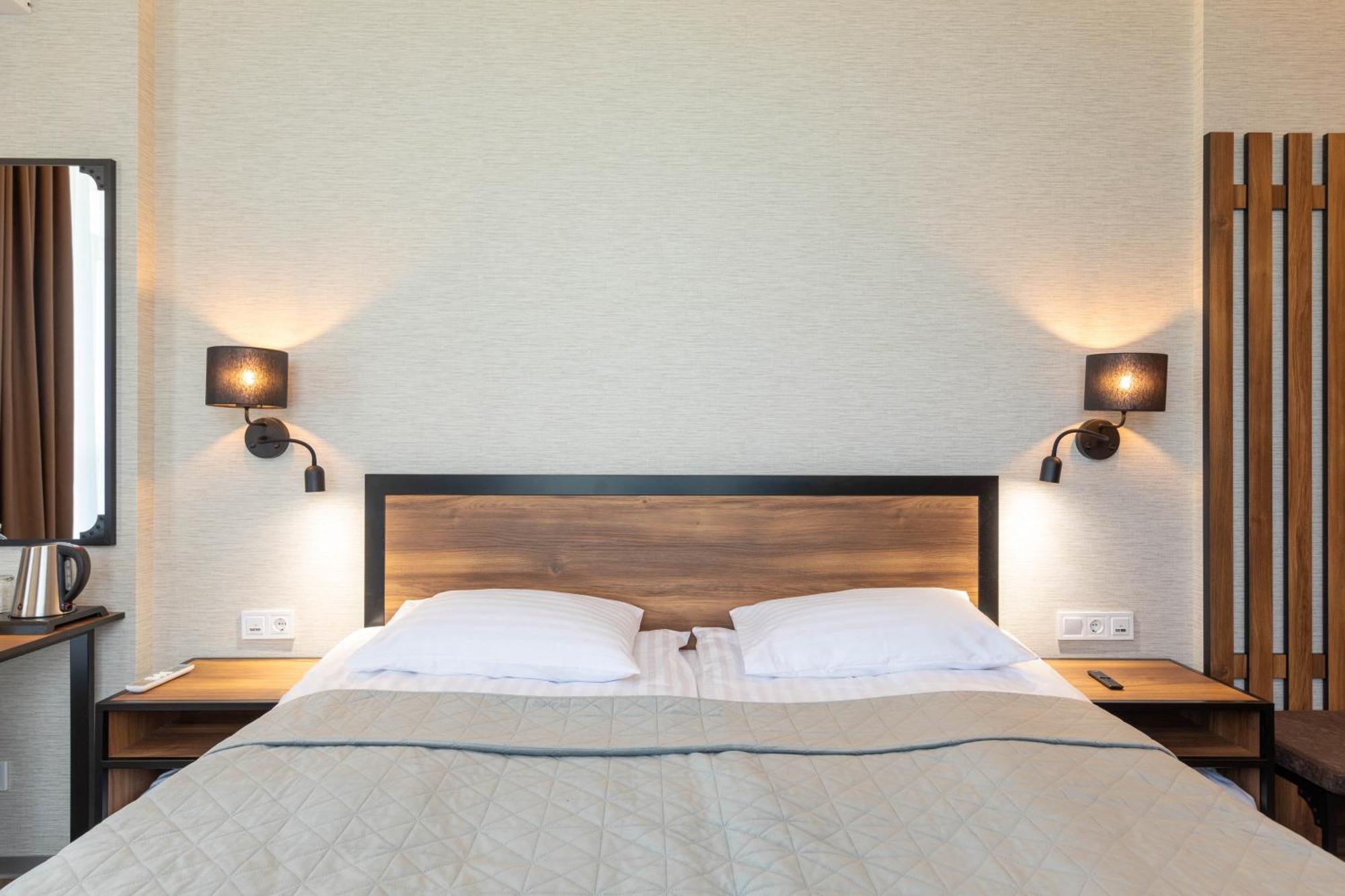 Misto Capsule Hotel Киев Экстерьер фото